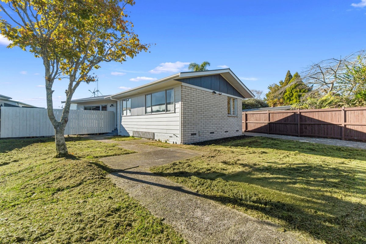 4 Craig Place, Fairview Downs, Hamilton - Carousel 1