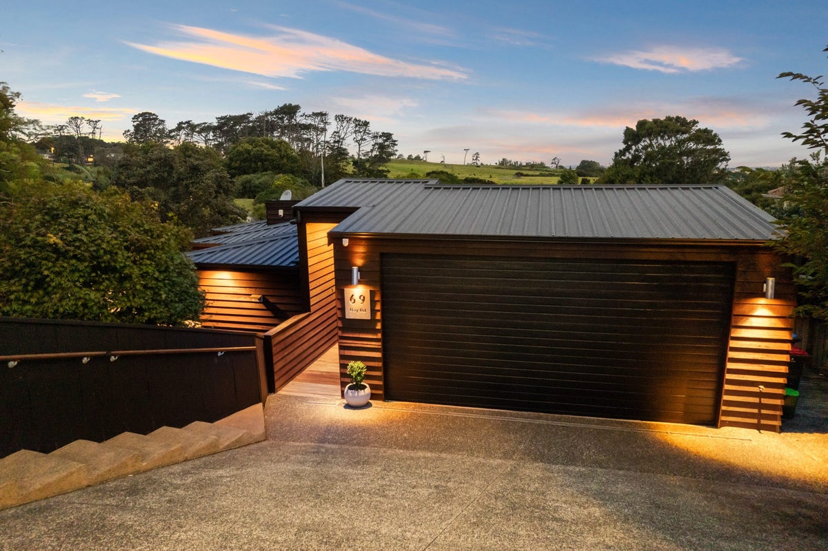 69 Bay Road, Glendowie, Auckland - Carousel 1