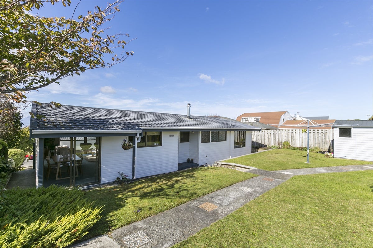 13A Virginia Grove, Brooklyn, Wellington - Carousel 1
