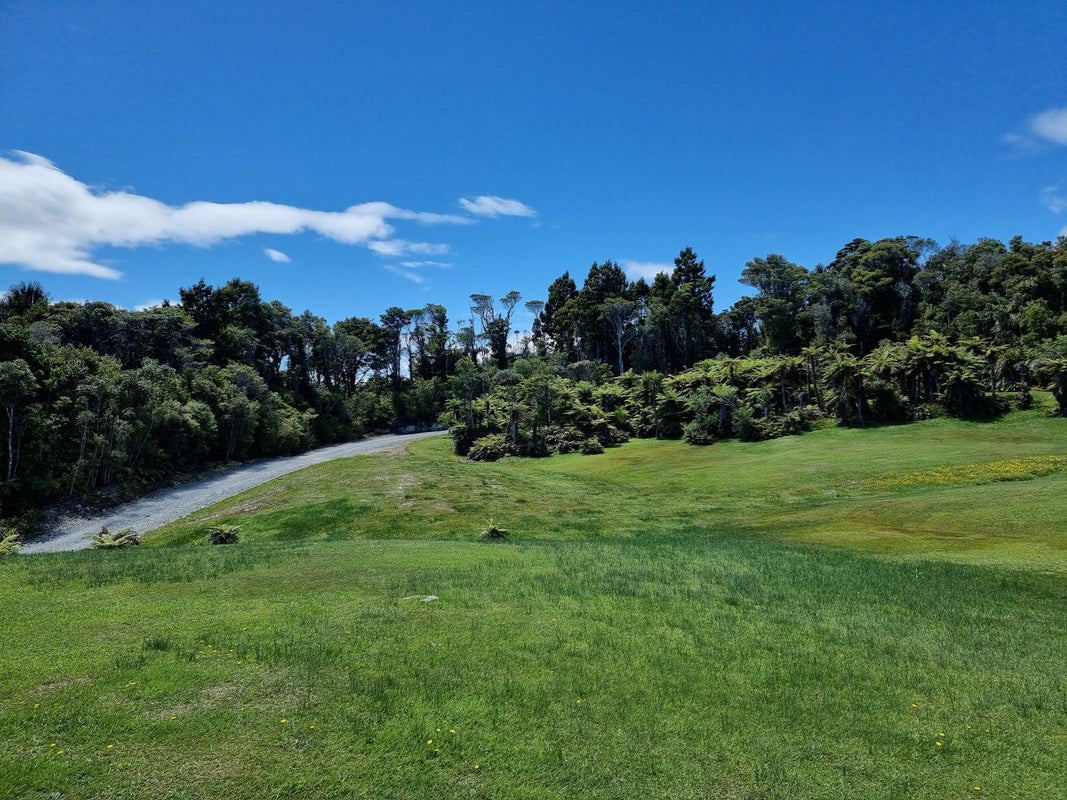 0 Rutherglen, Rutherglen, Greymouth - Carousel 1