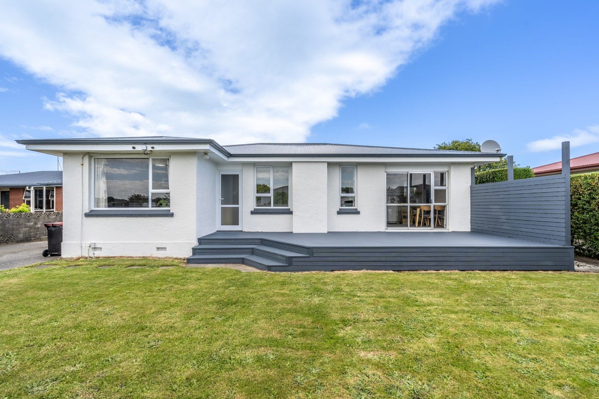 39 Lune Street, Hawthorndale, Invercargill - Carousel 1