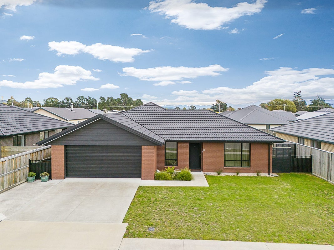 10 Caproni Road, Burleigh, Blenheim - Carousel 1