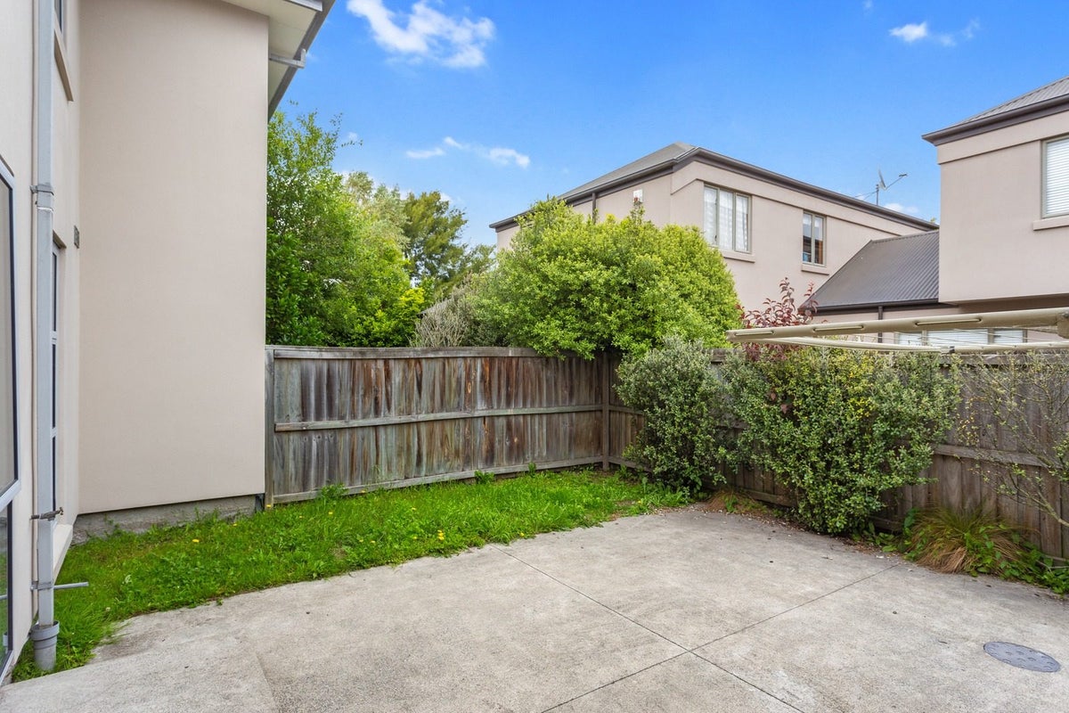 76B Canon Street, St Albans, Christchurch - Carousel 10