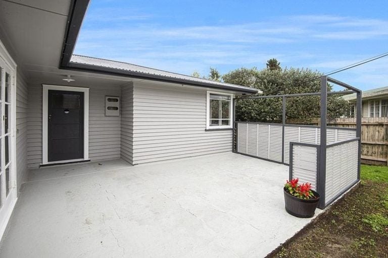 6 Tawa Place, Otangarei, Whangarei - Carousel 1