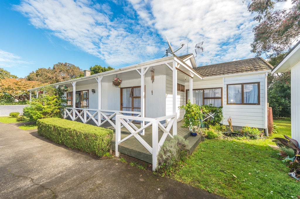 8 Willow Place, Aramoho, Whanganui - Carousel 2