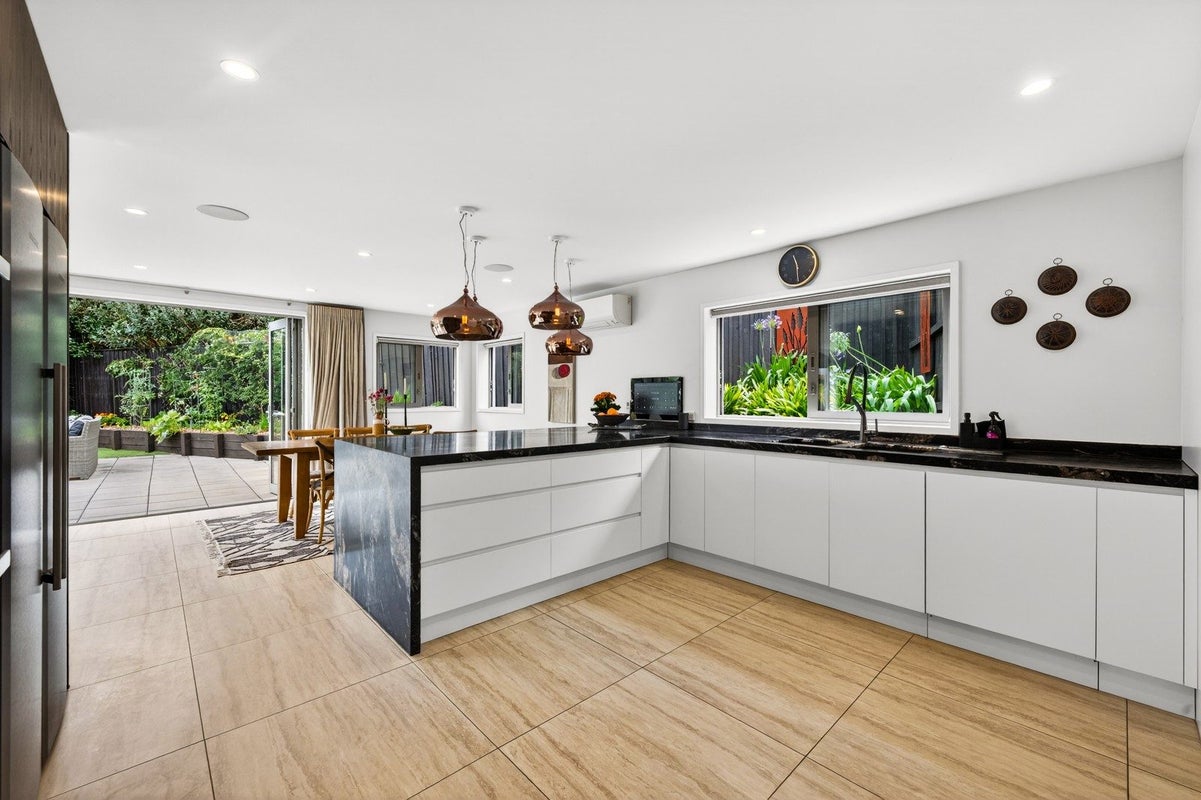 48A Rangitoto Avenue, Remuera, Auckland - Carousel 2