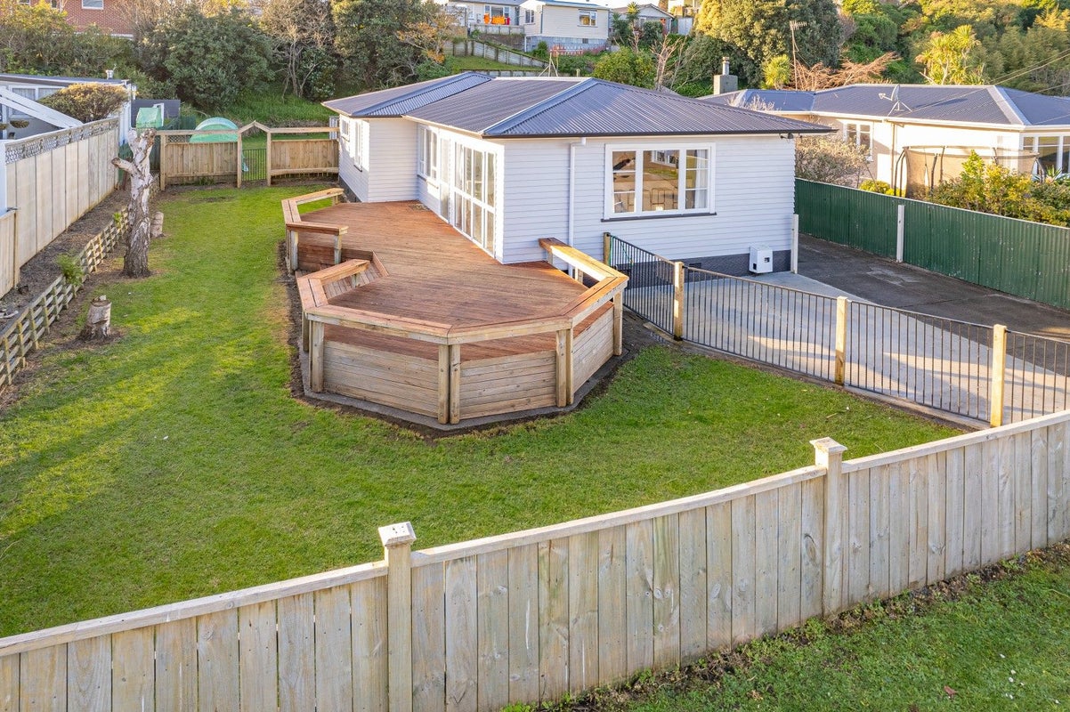 25 Broadhead Avenue, Tawhero, Whanganui - Carousel 1