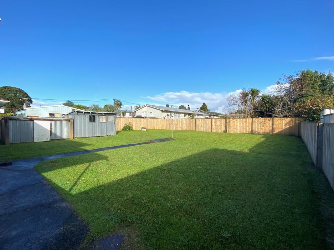 10 Taraire Crescent, Otangarei, Whangarei - Carousel 2