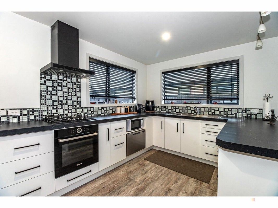 8 Strawberry Place, Geraldine - Carousel 2