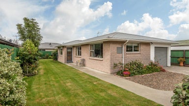49B Amyes Road, Hornby, Christchurch - Carousel 1