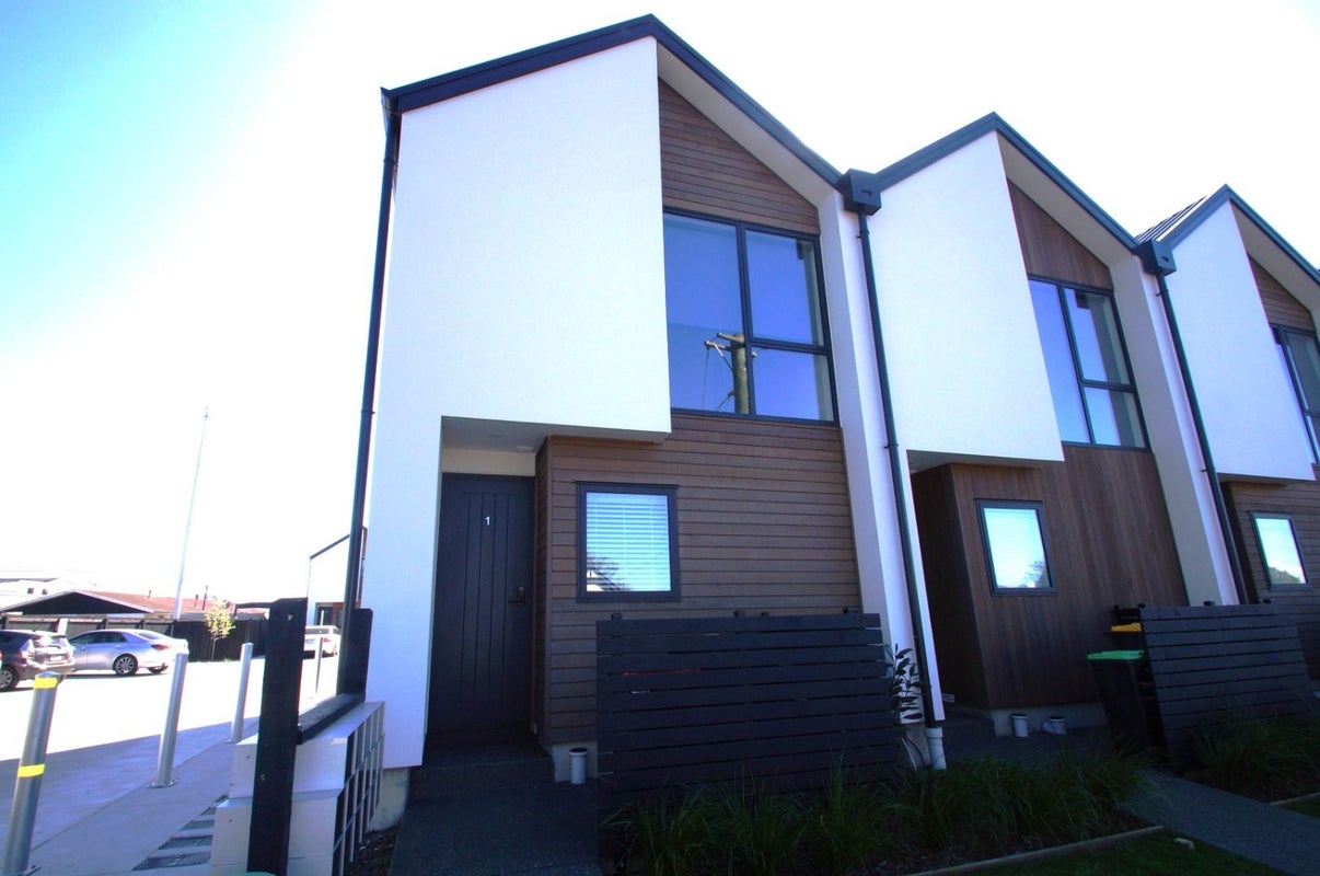 1/27 New Brighton Road, Shirley, Christchurch - Carousel 2