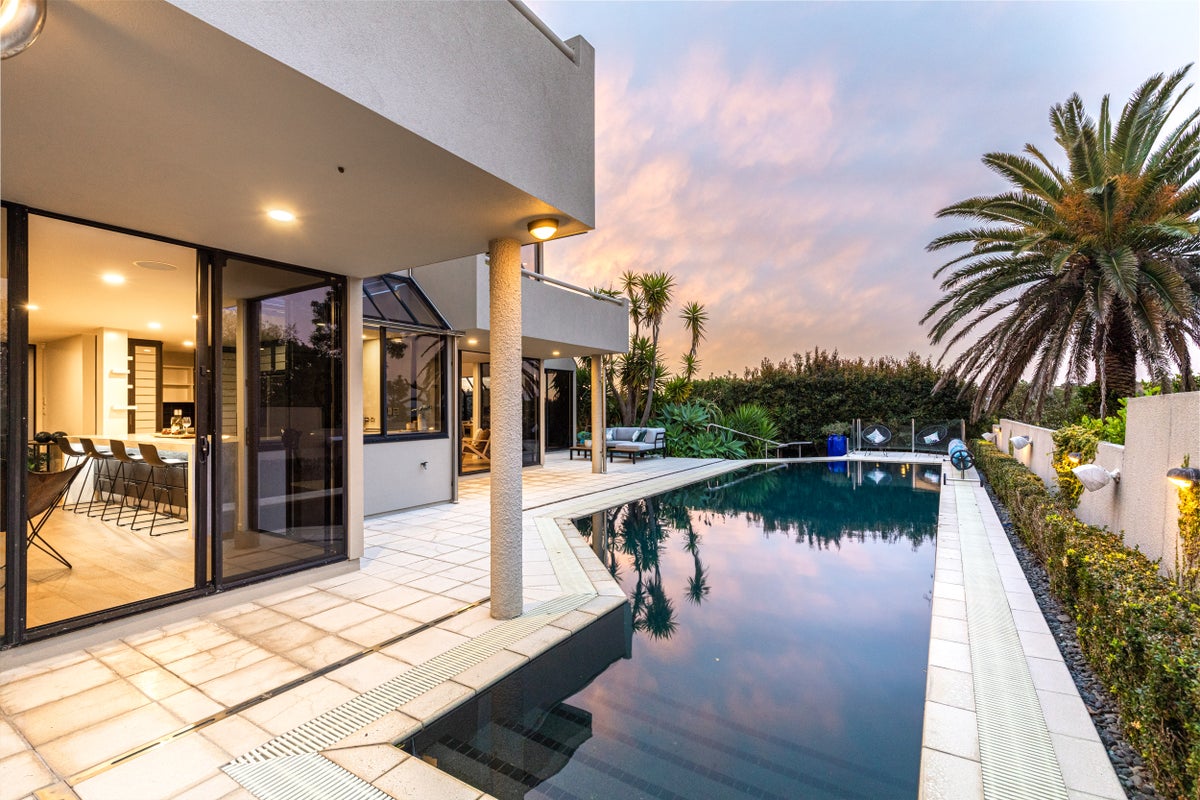 17 Malloy Place, Eastern Beach, Auckland - Carousel 35