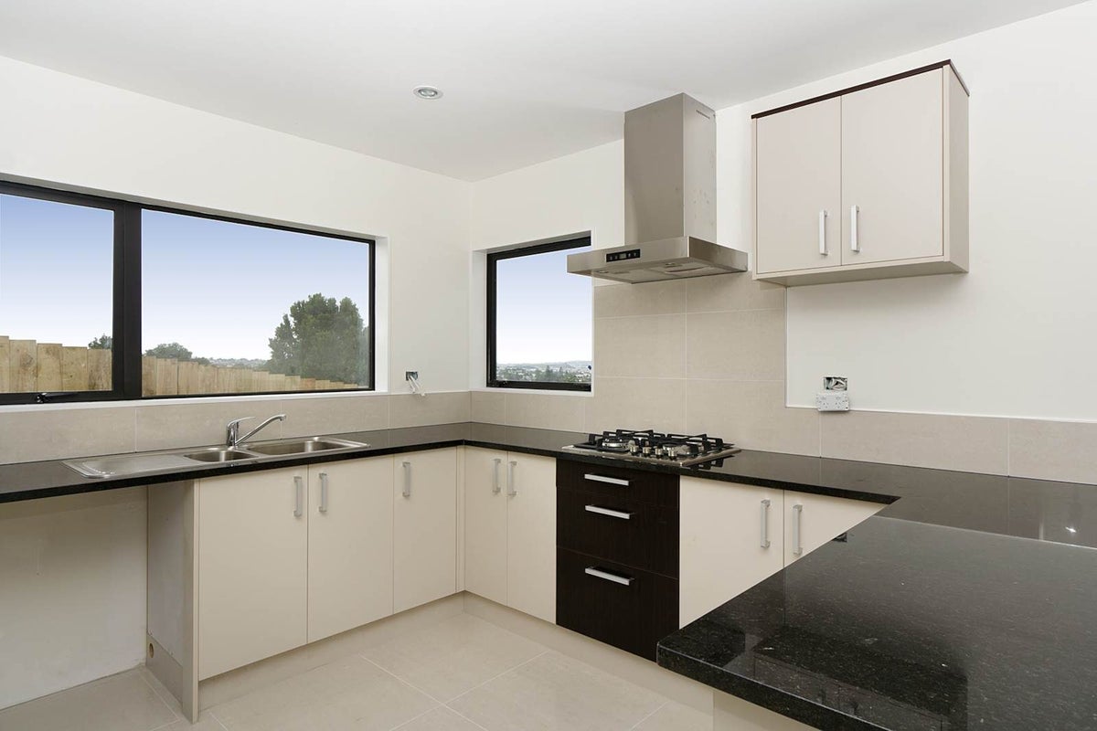 14A Carlton Street, Hillsborough, Auckland - Carousel 2