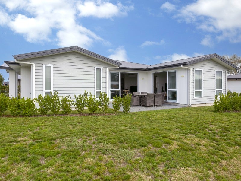 18 Bastille Court, Rangatira Park, Taupo - Carousel 21