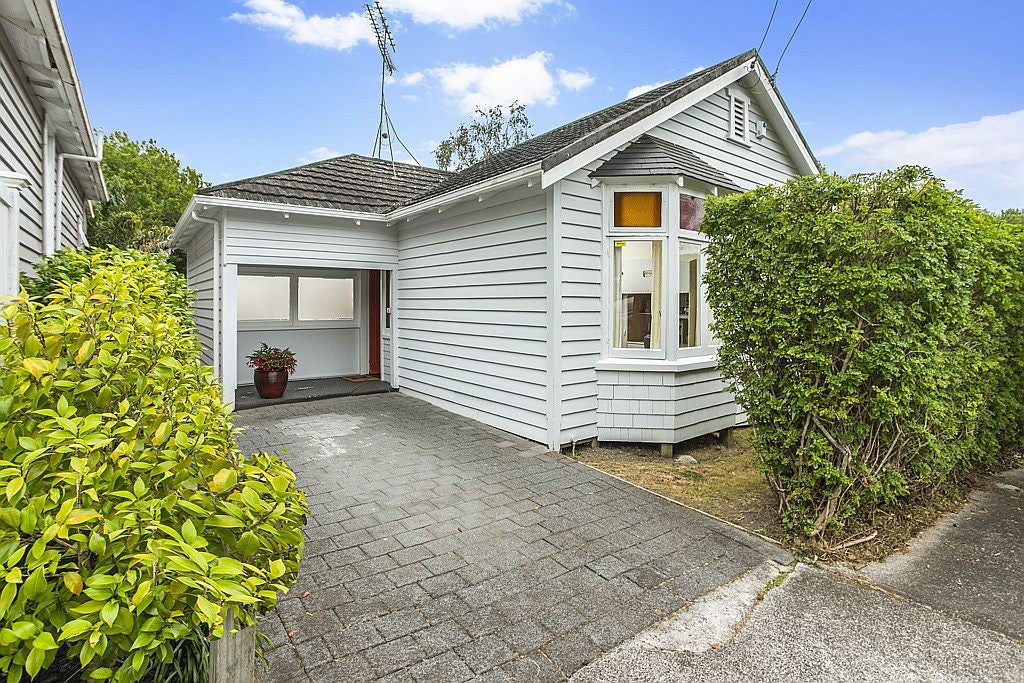 41 Stanmore Road, Grey Lynn, Auckland - Carousel 1