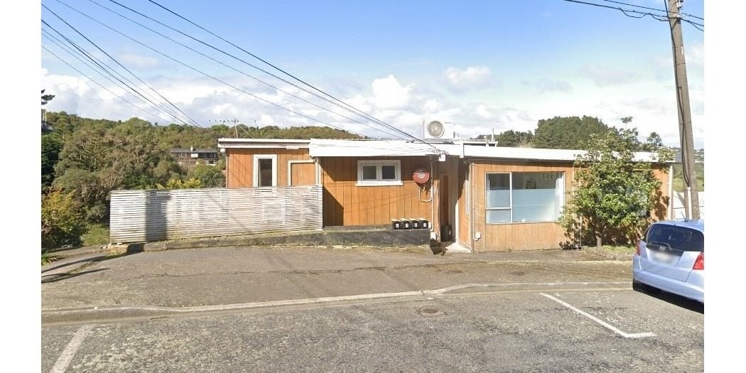 27 Mccoll Street, Vogeltown, Wellington - Carousel 1