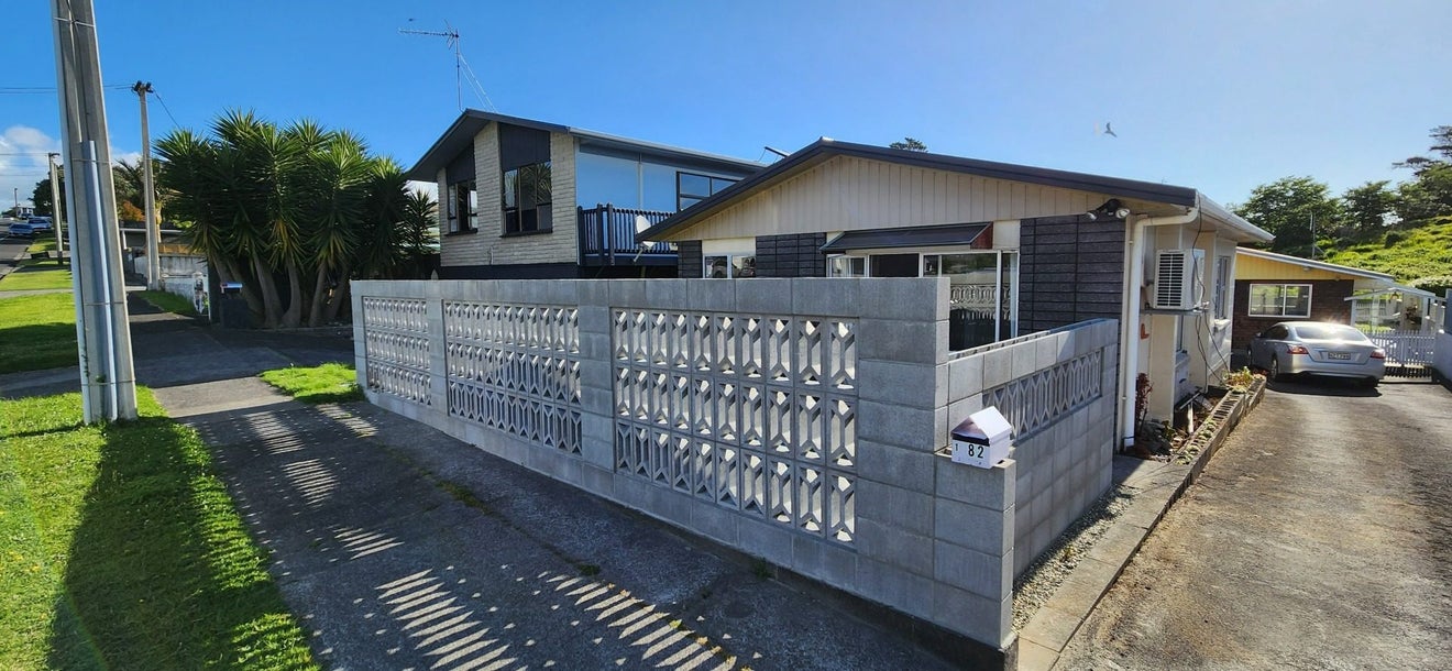 1/82 Pioneer Road, Moturoa, New Plymouth - Carousel 2
