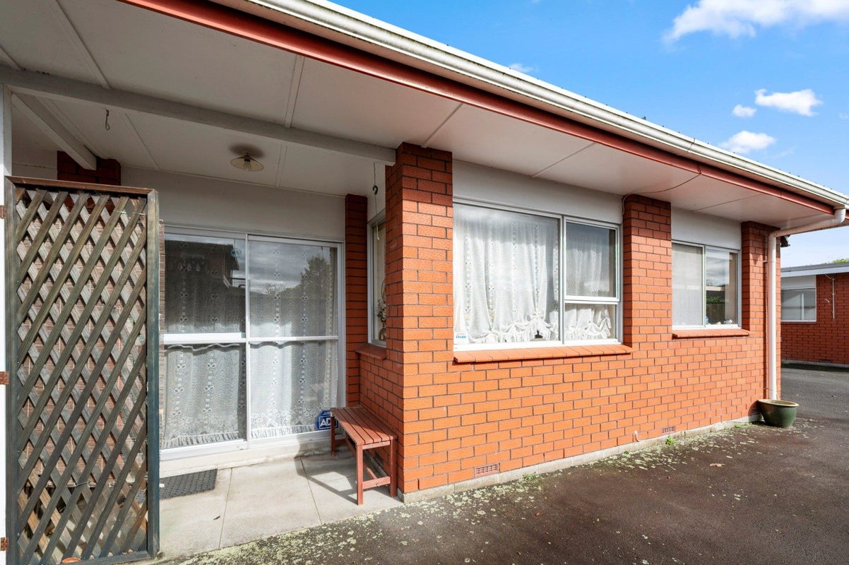 21B Grey Street, Glenholme, Rotorua - Carousel 12
