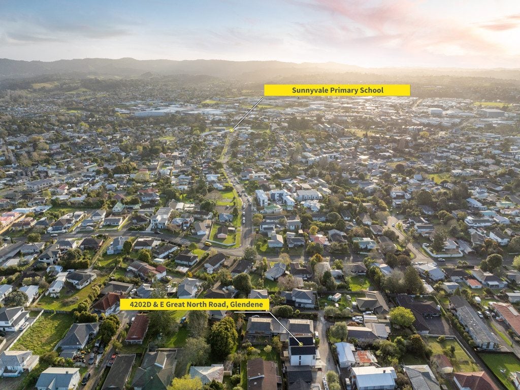 4202E Great North Road, Glendene, Waitakere City, Auckland - Carousel 18