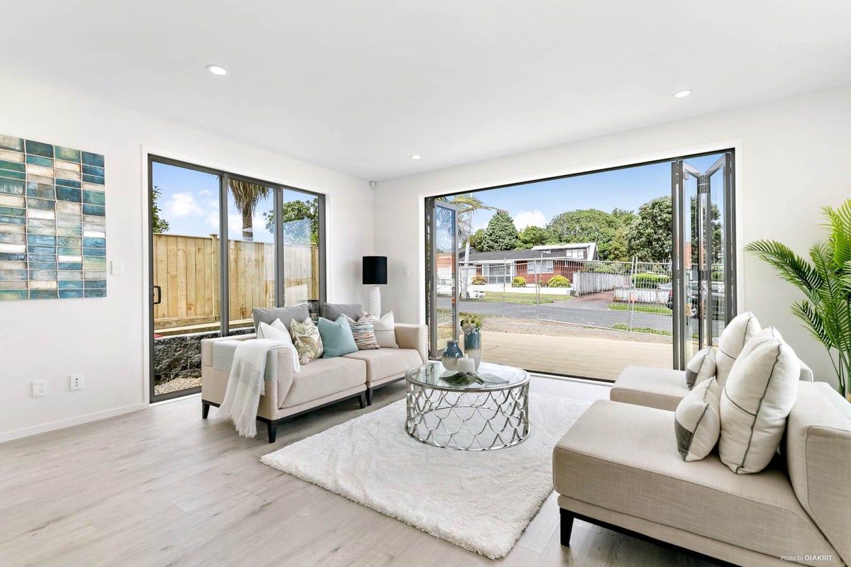 1 Waite Avenue, Wesley, Auckland - Carousel 2