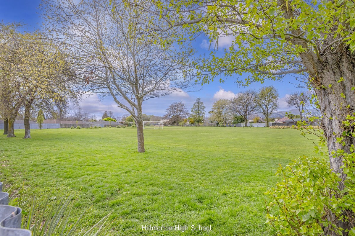 2/4 Rima Lane, Hoon Hay, Christchurch - Carousel 13