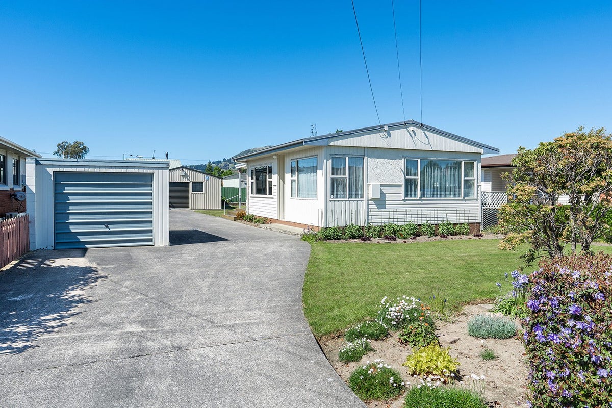 16 Ross Street, Mosgiel, Mosgiel - Carousel 1