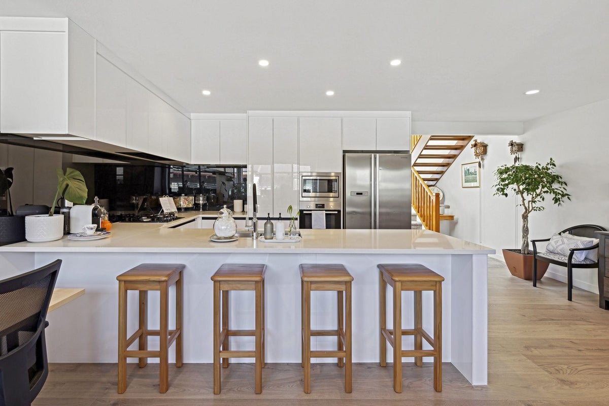 3/98 Anzac Street, Takapuna, Auckland - Carousel 1