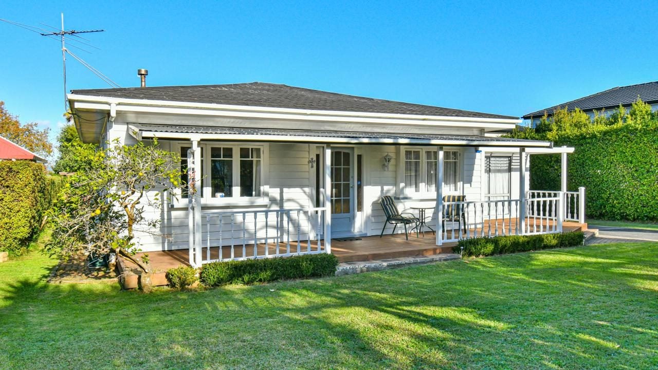 233 Hill Road, The Gardens, Auckland - Carousel 2