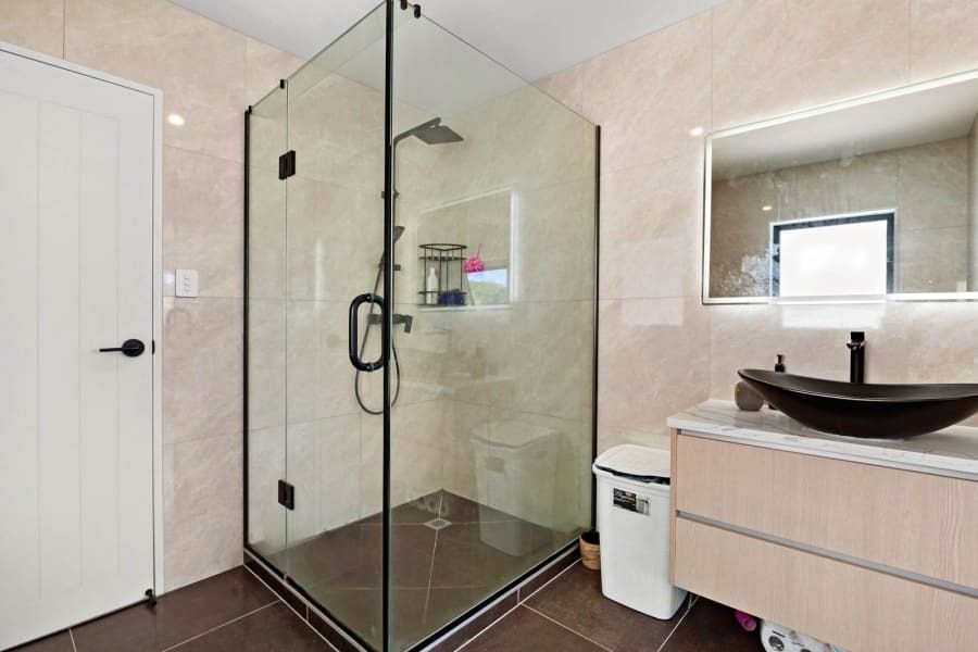 65C White Swan Road, Mount Roskill, Auckland - Carousel 12