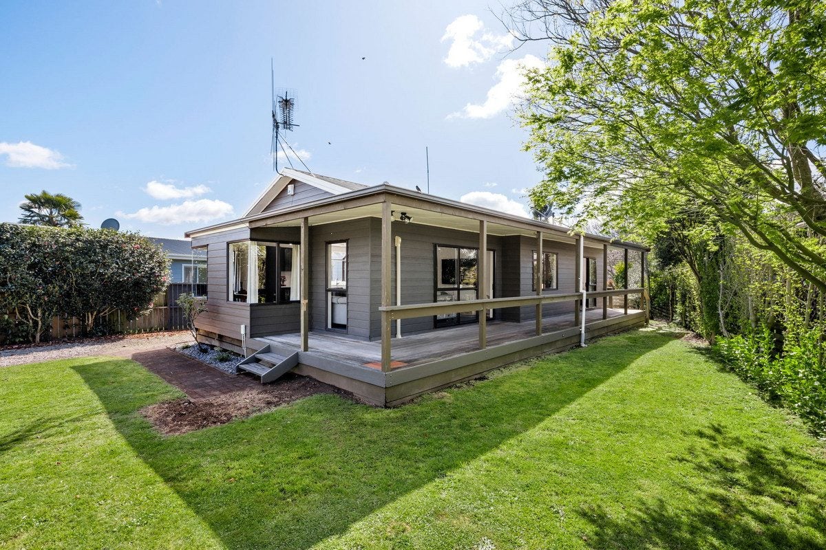 12 Goldsmith Street, Leamington, Cambridge - Carousel 1