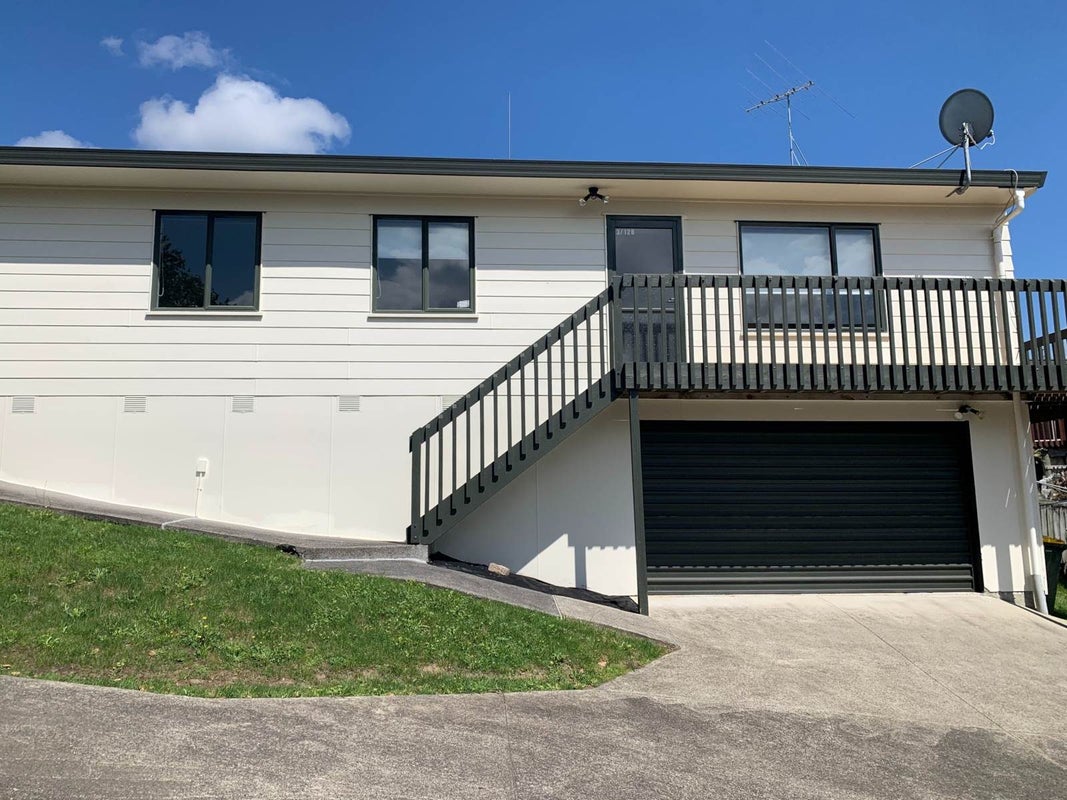 3/128 Triangle Road, Massey, Auckland - Carousel 1