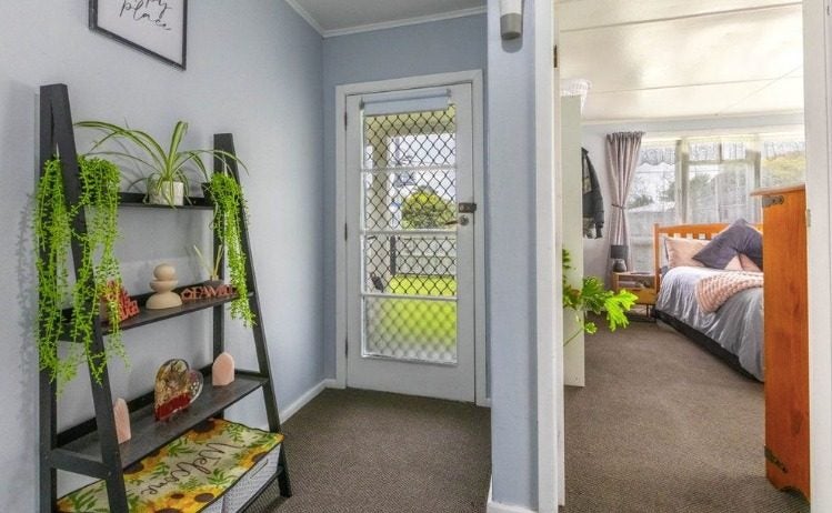 20 Wordsworth Crescent, Maraenui, Napier - Carousel 2