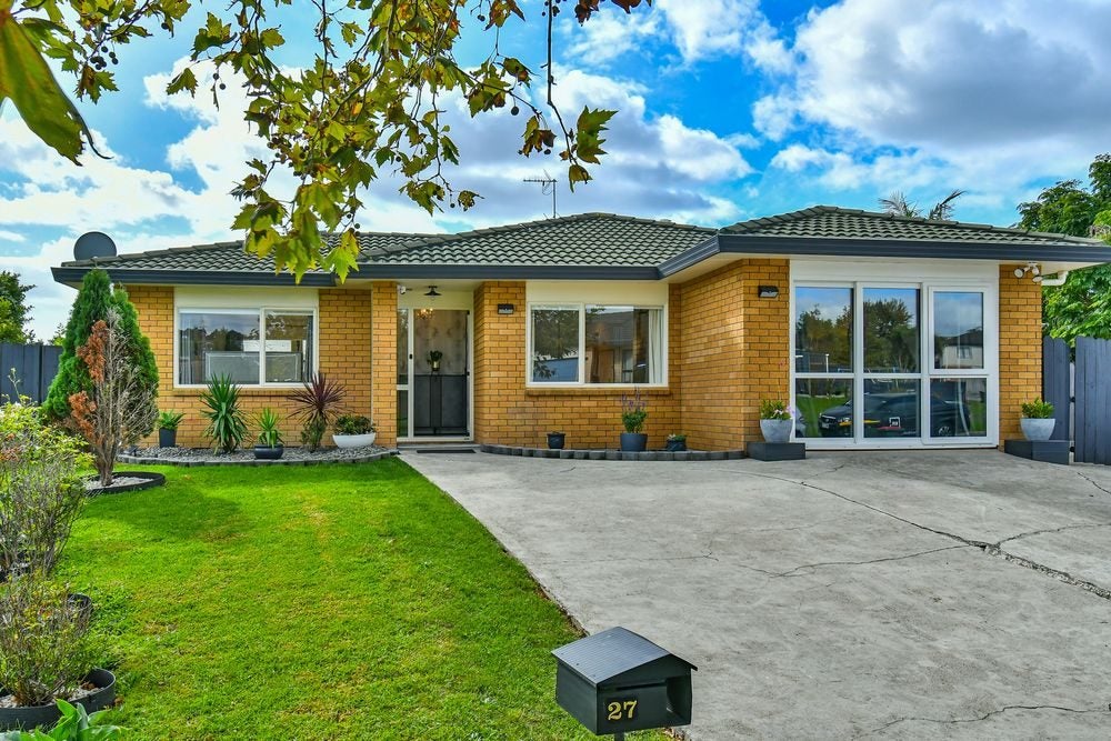 27 Teelin Place, Flat Bush, Auckland - Carousel 19