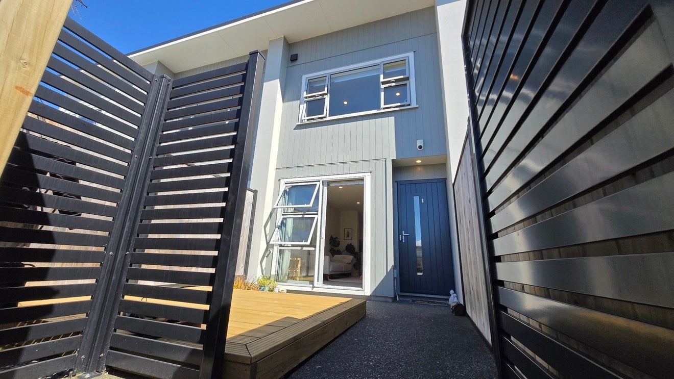 5 Mcgrath Way, Taita, Lower Hutt - Carousel 2