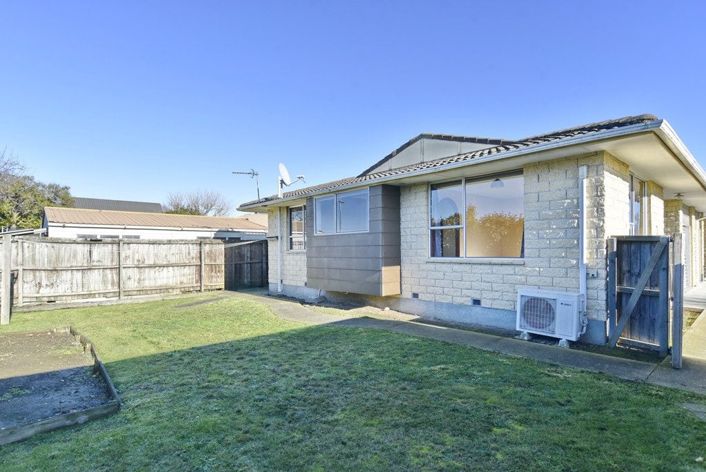 2/42 Marlene Street, Casebrook, Christchurch - Carousel 1