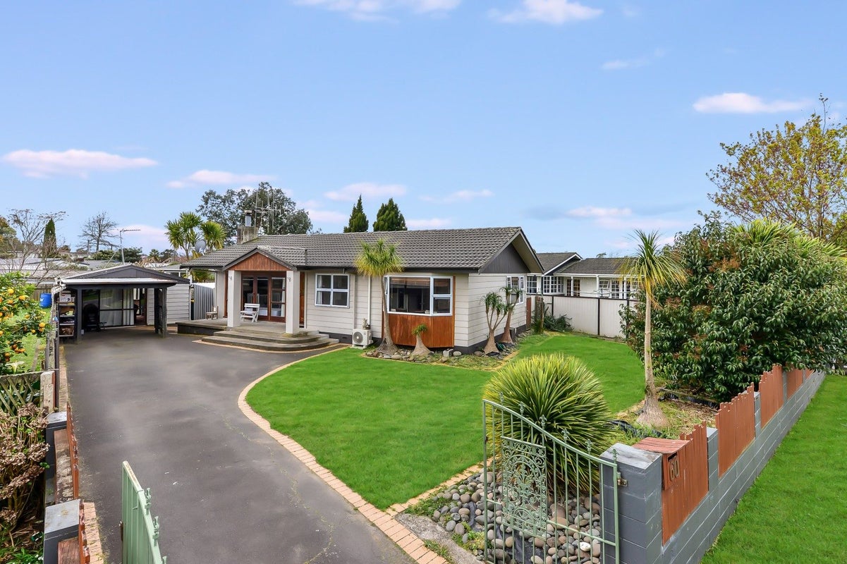 60 Bremworth Avenue, Dinsdale, Hamilton - Carousel 1