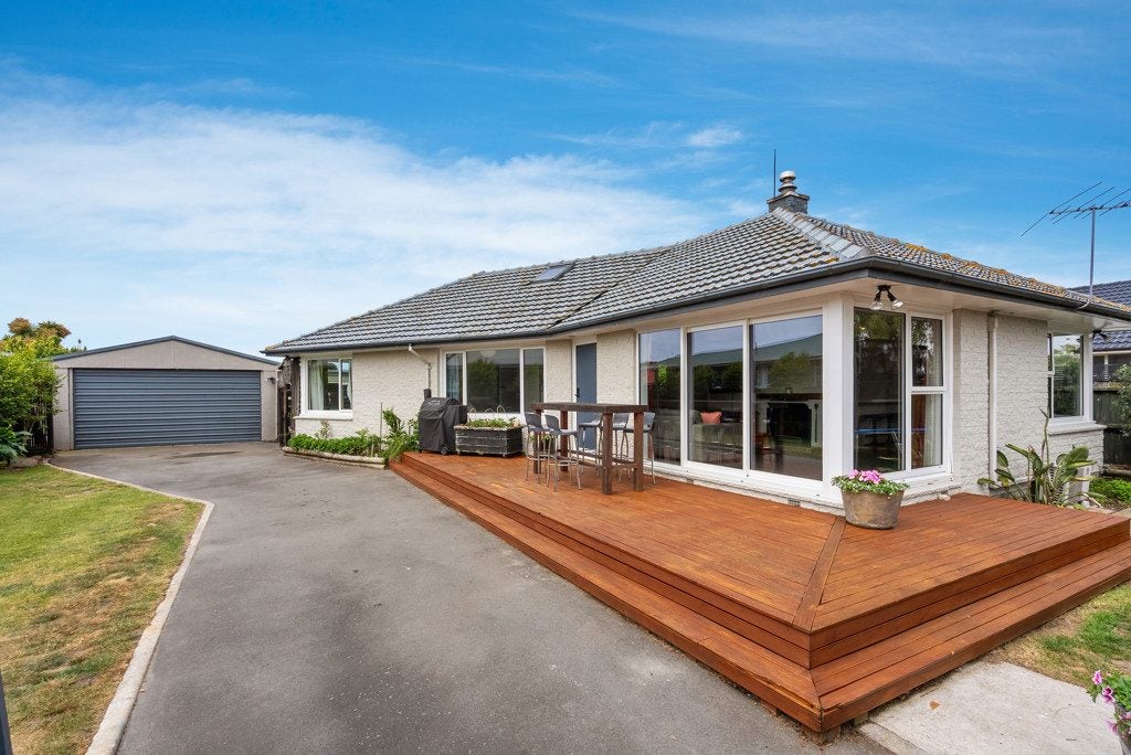 82 Effingham Street, North New Brighton, Christchurch - Carousel 1