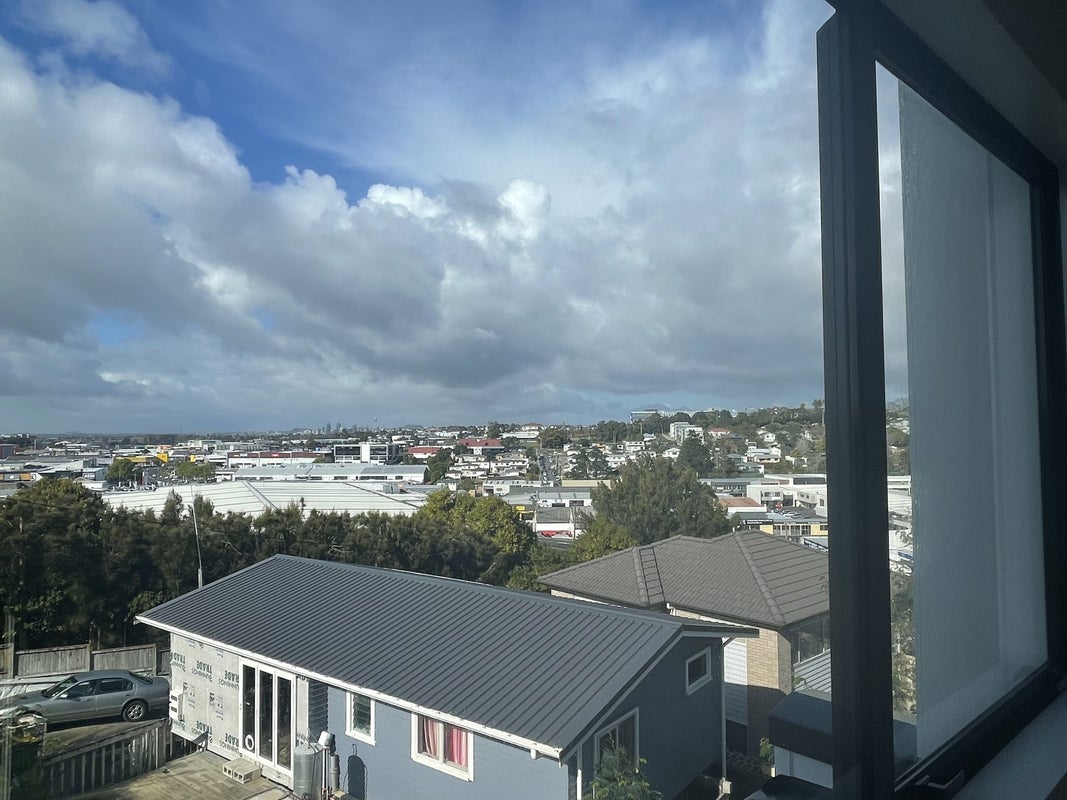 100F Target Road, Wairau Valley, Auckland - Carousel 1