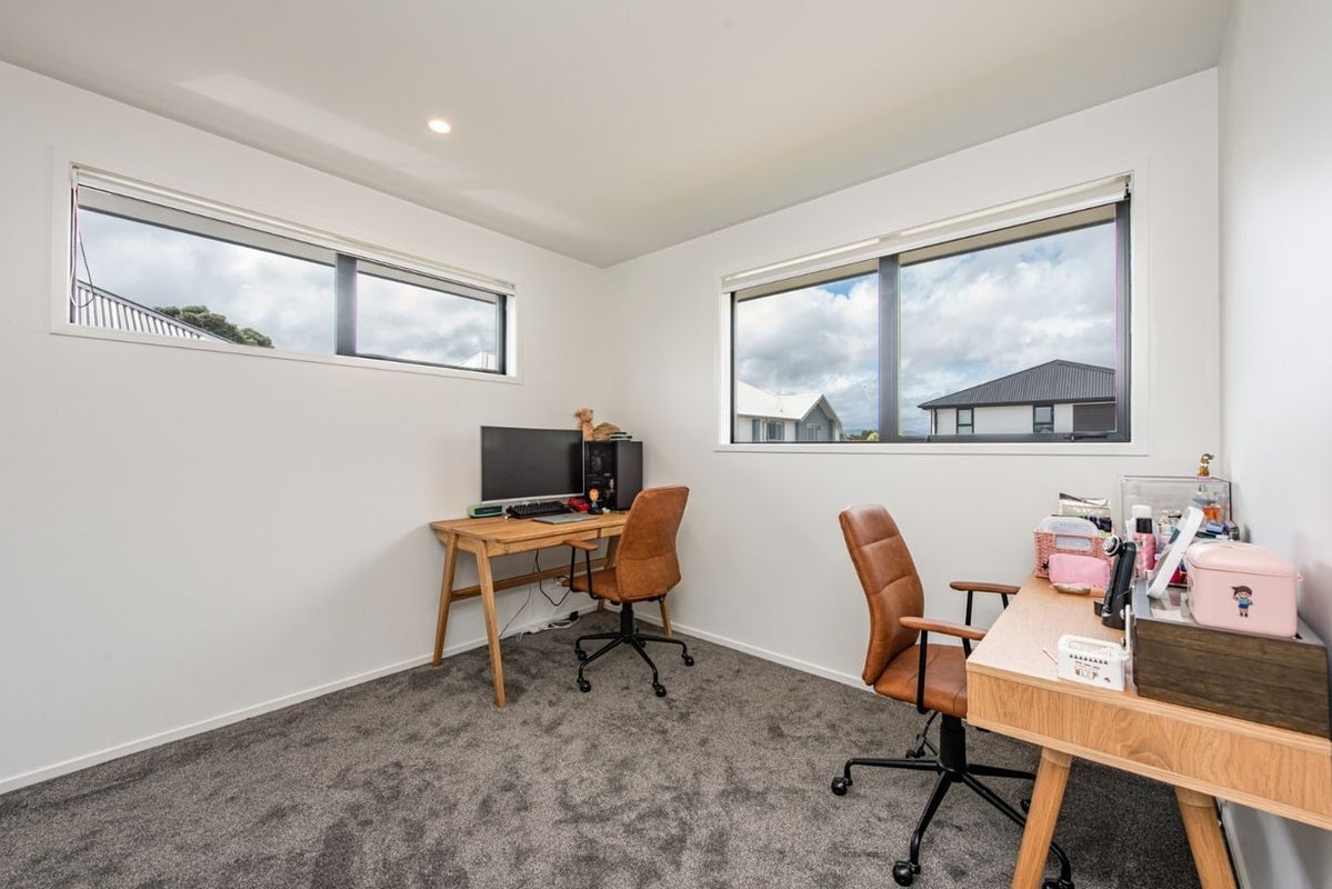 3/27 Waiwhetu Road, Waiwhetu, Lower Hutt - Carousel 13