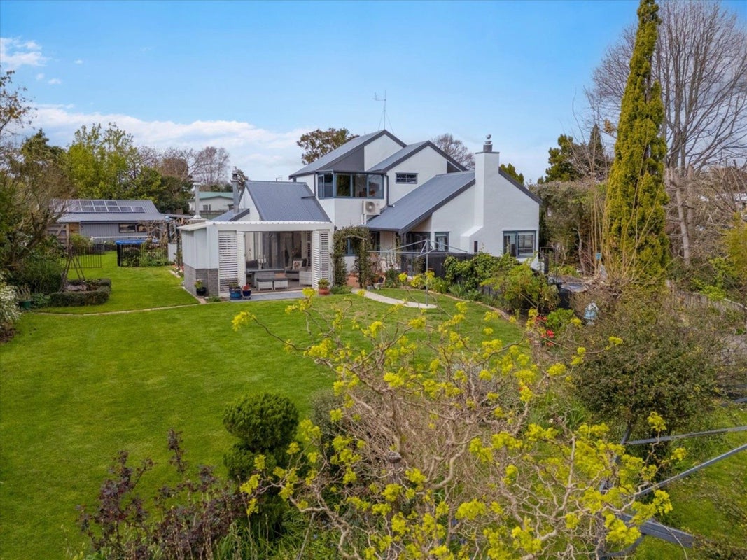 31 Moehau Street, Te Puke, Te Puke - Carousel 1