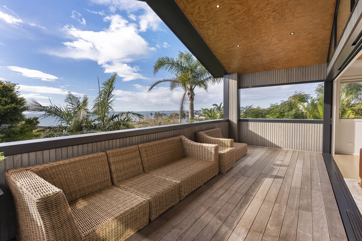 45A Gulf View Road, Murrays Bay, Auckland - Carousel 2