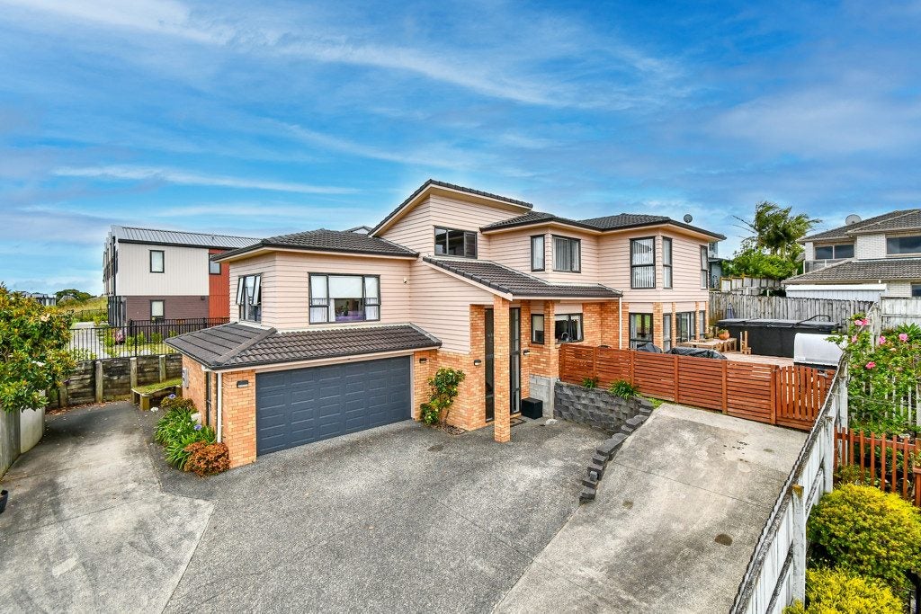 53 Saralee Drive, Manurewa, Auckland - Carousel 1
