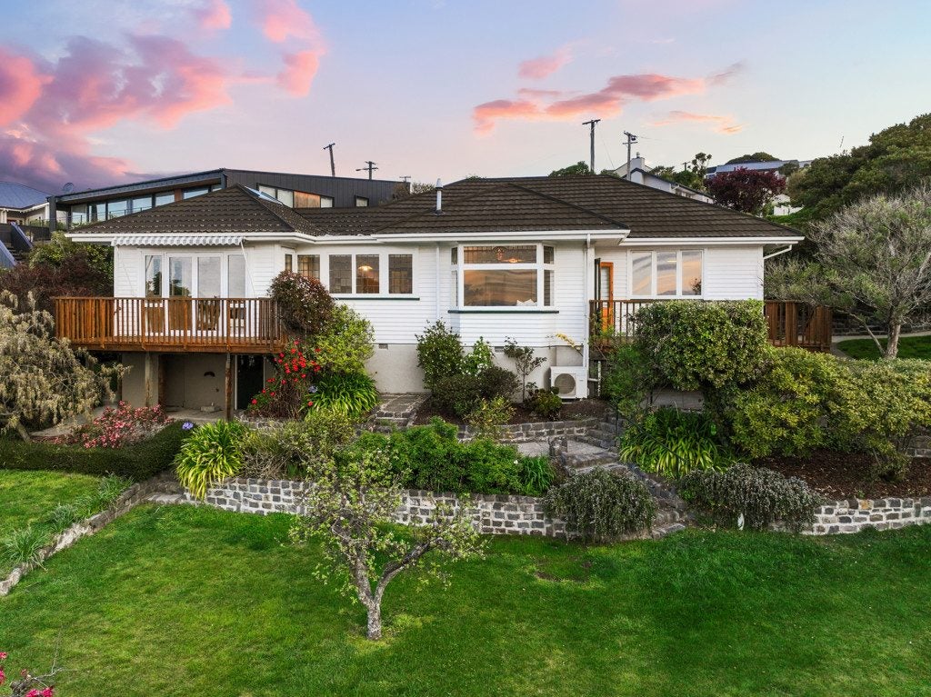 21 Mount Pleasant Road, Mount Pleasant, Christchurch - Carousel 2