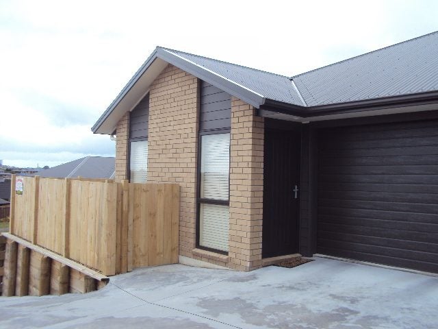 4 Ella Place, Grandview Heights, Hamilton - Carousel 1