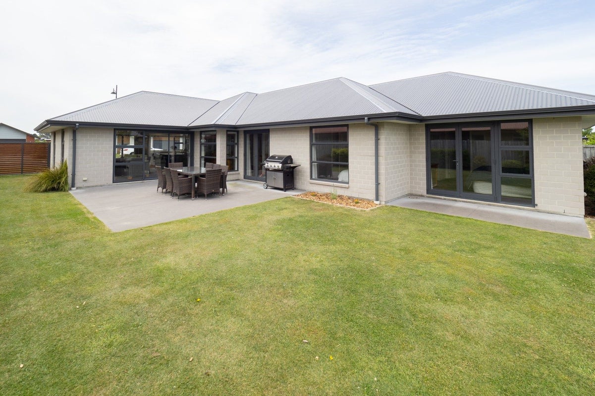 11 Waterford Road, TINWALD, ASHBURTON - Carousel 1