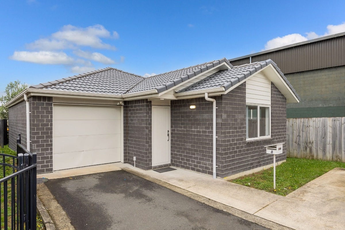 8 Duin Lane, Wiri, Auckland - Carousel 2