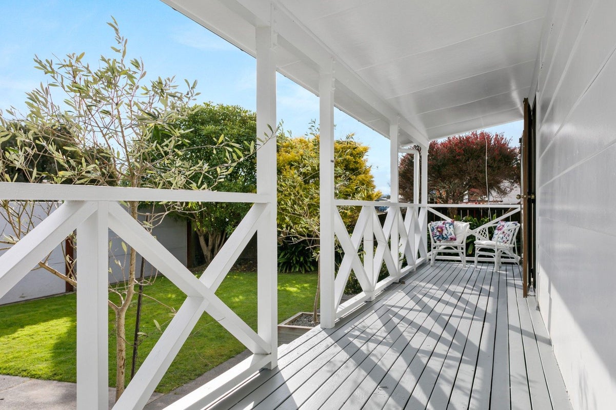 10 Campion Road, Riverdale, Gisborne - Carousel 2