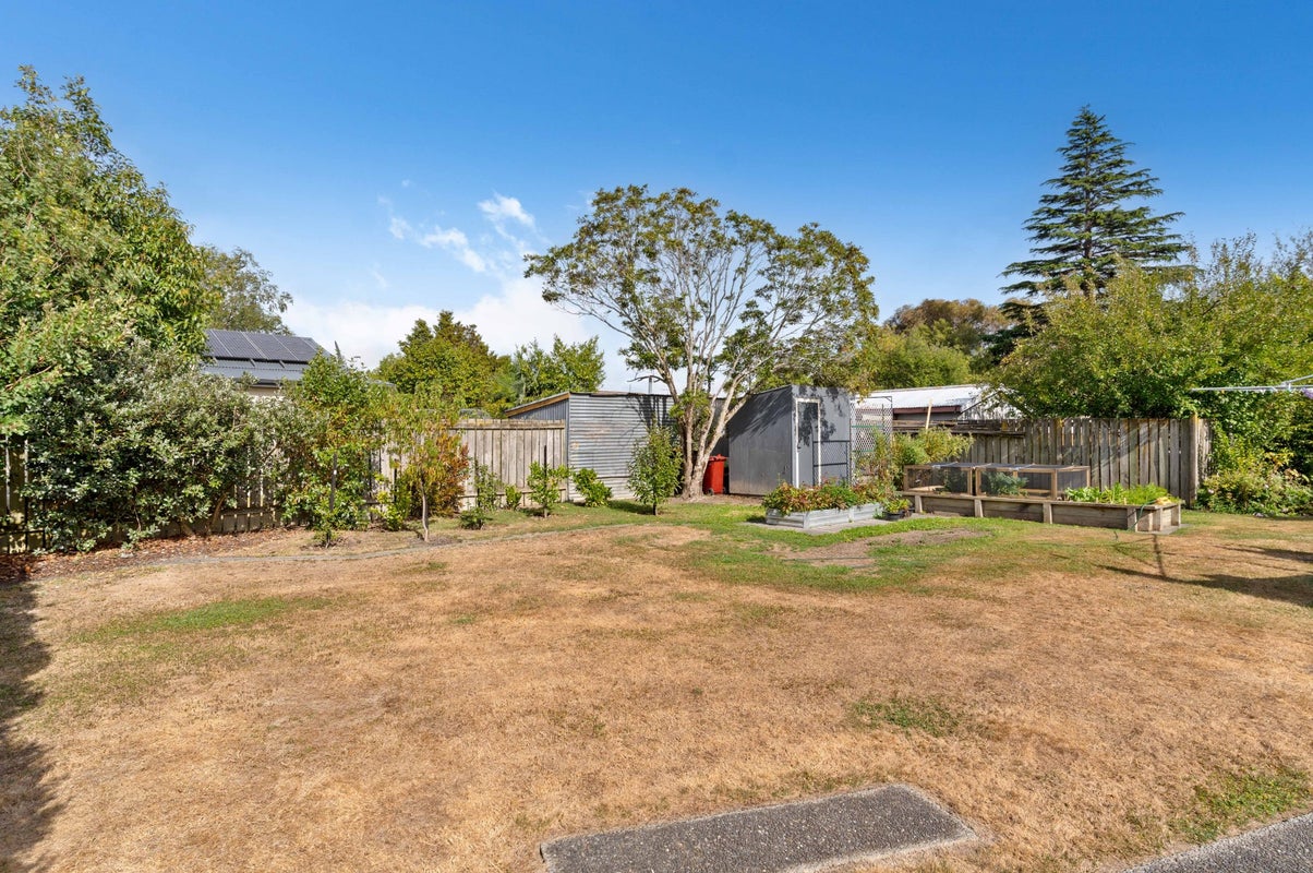 5 Ivondale Grove, Solway, Masterton - Carousel 24
