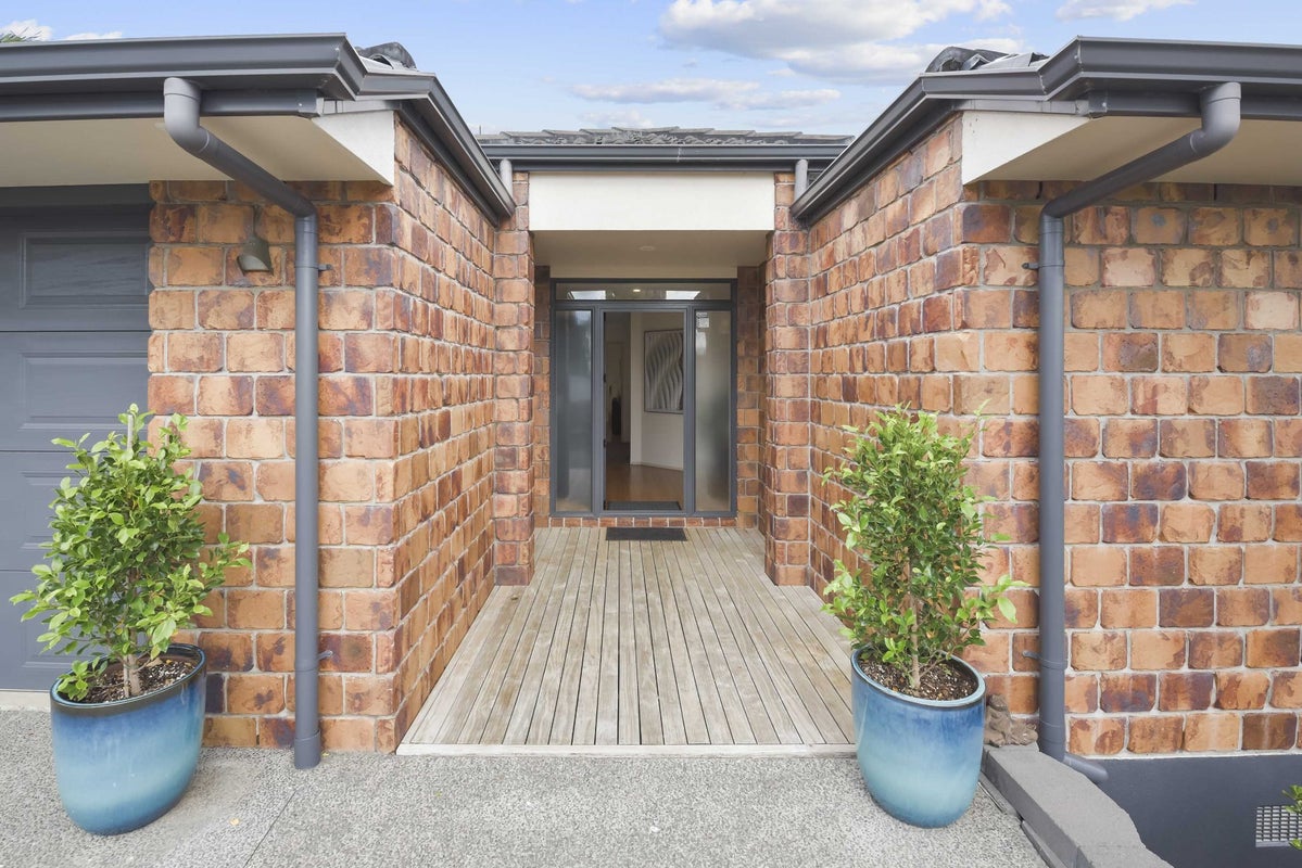 28 Hawaiian Parade, Arkles Bay, Whangaparaoa - Carousel 2