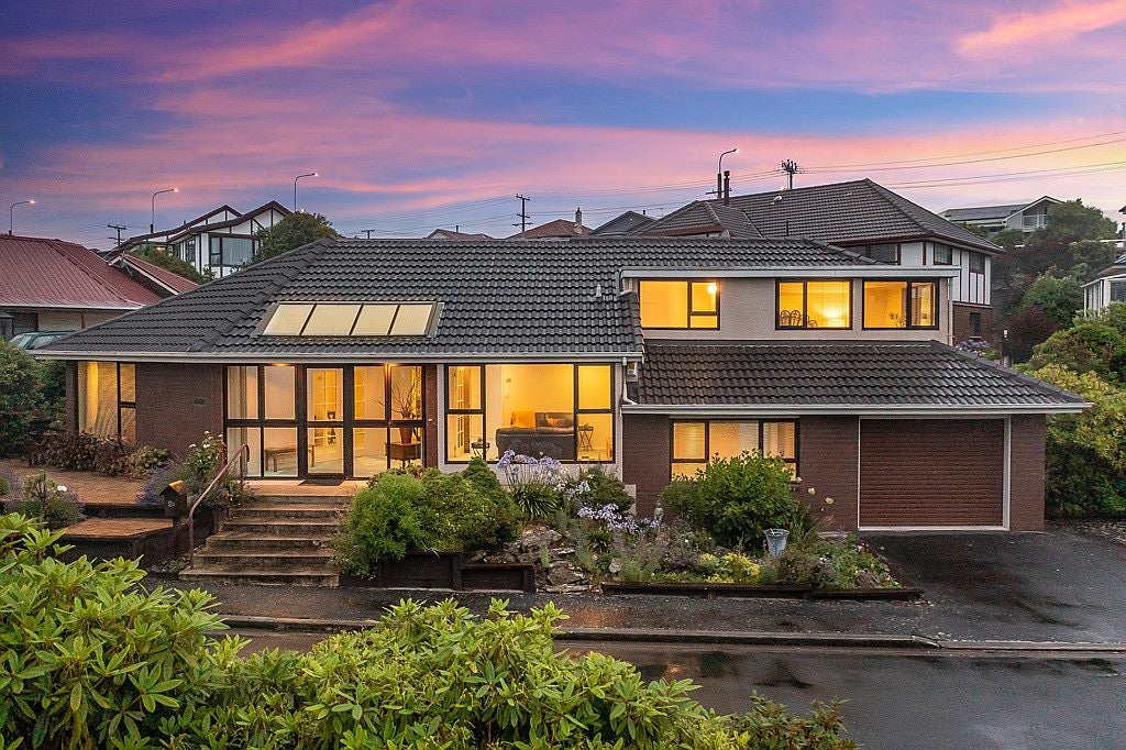 4B Glenfinnan Place, Andersons Bay, Dunedin - Carousel 1
